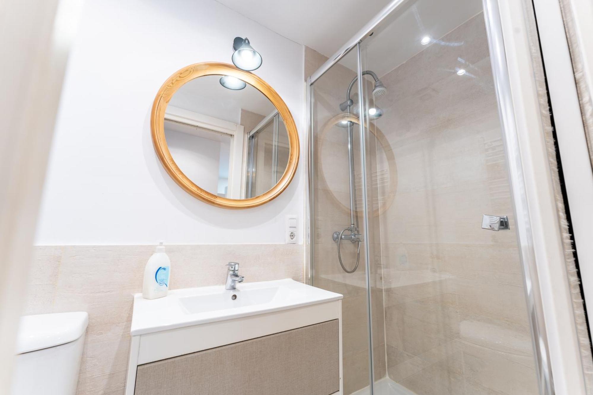 Warm And Inviting, Central Location By Urbanhosting Santander Esterno foto