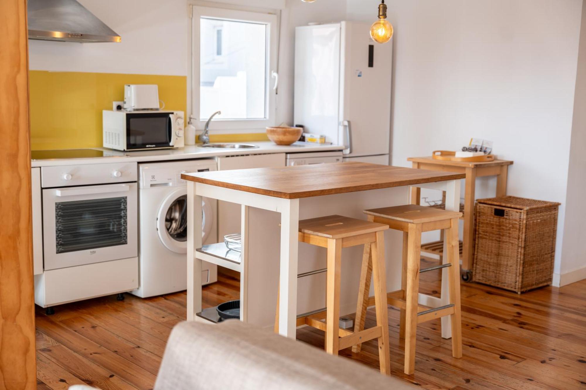 Warm And Inviting, Central Location By Urbanhosting Santander Esterno foto